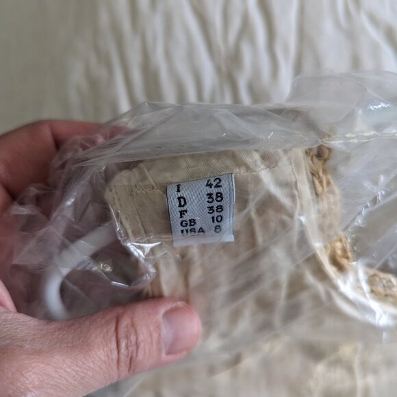 Size 8 Moschino Aeffe S.P.A. cotton crochet summer dress, neutral mini sun dress - Picture 13 of 13